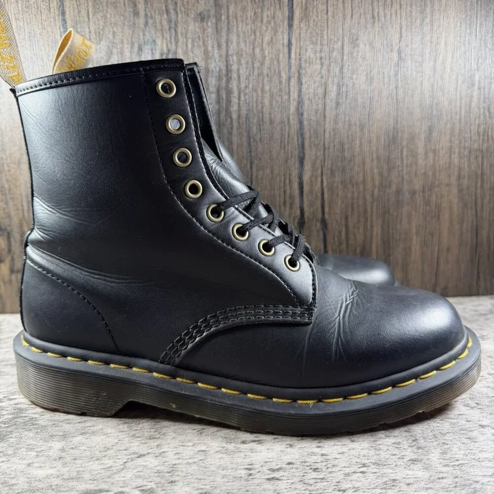 DR MARTENS AIR WAIR FELIX BLACK VEGAN LEATHER 8 EYELET ANKLE BOOTS #14045 MENS 9